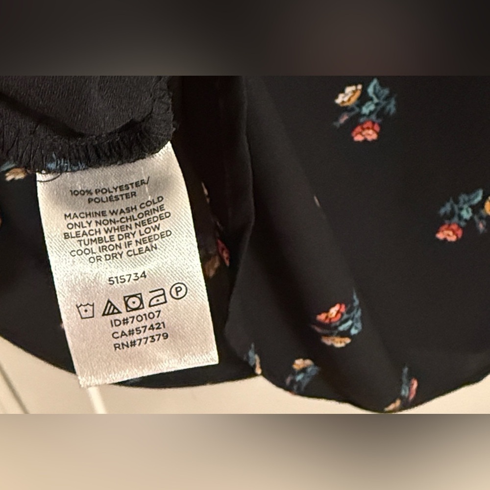 LOFT Black Floral Long-Sleeve Blouse with Red and Blue Accents - Picture 4 of 7